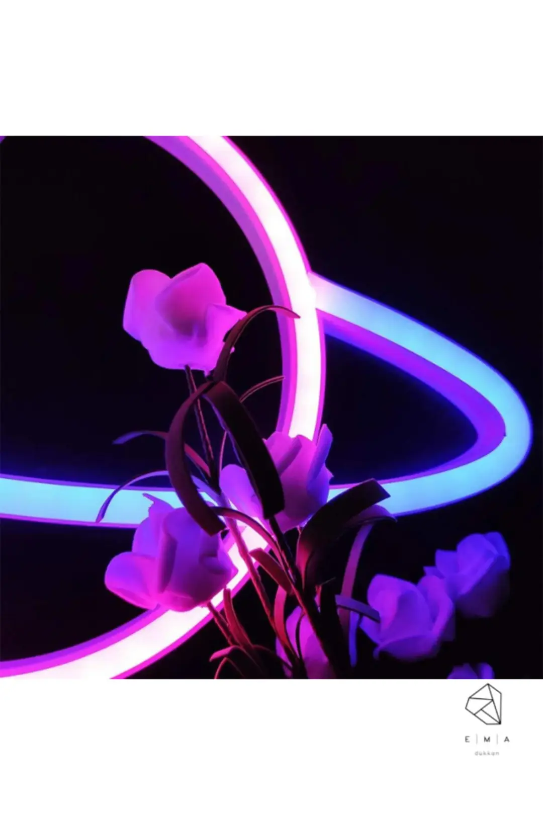 Gezegen Neon LED Gece Lambası | USB ve Pilli 3