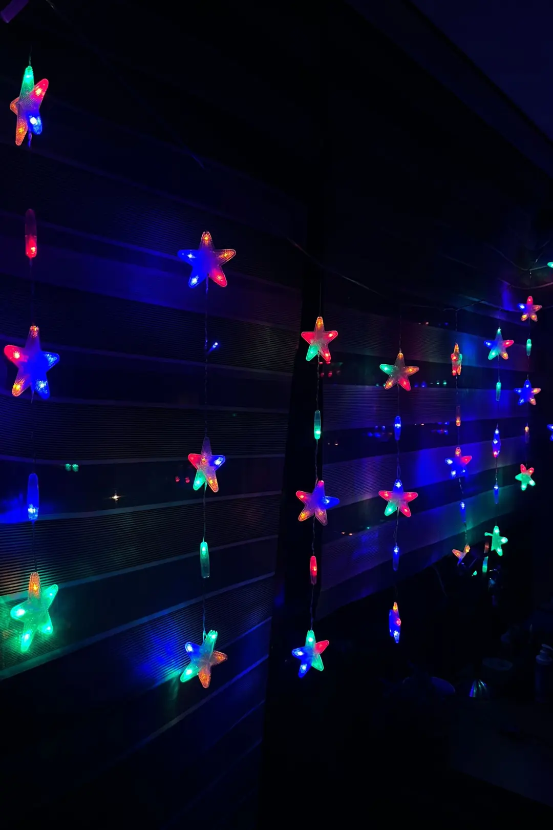 RGB Yıldız Perde Led 136 LED | Kumandalı, Çok Renkli 3