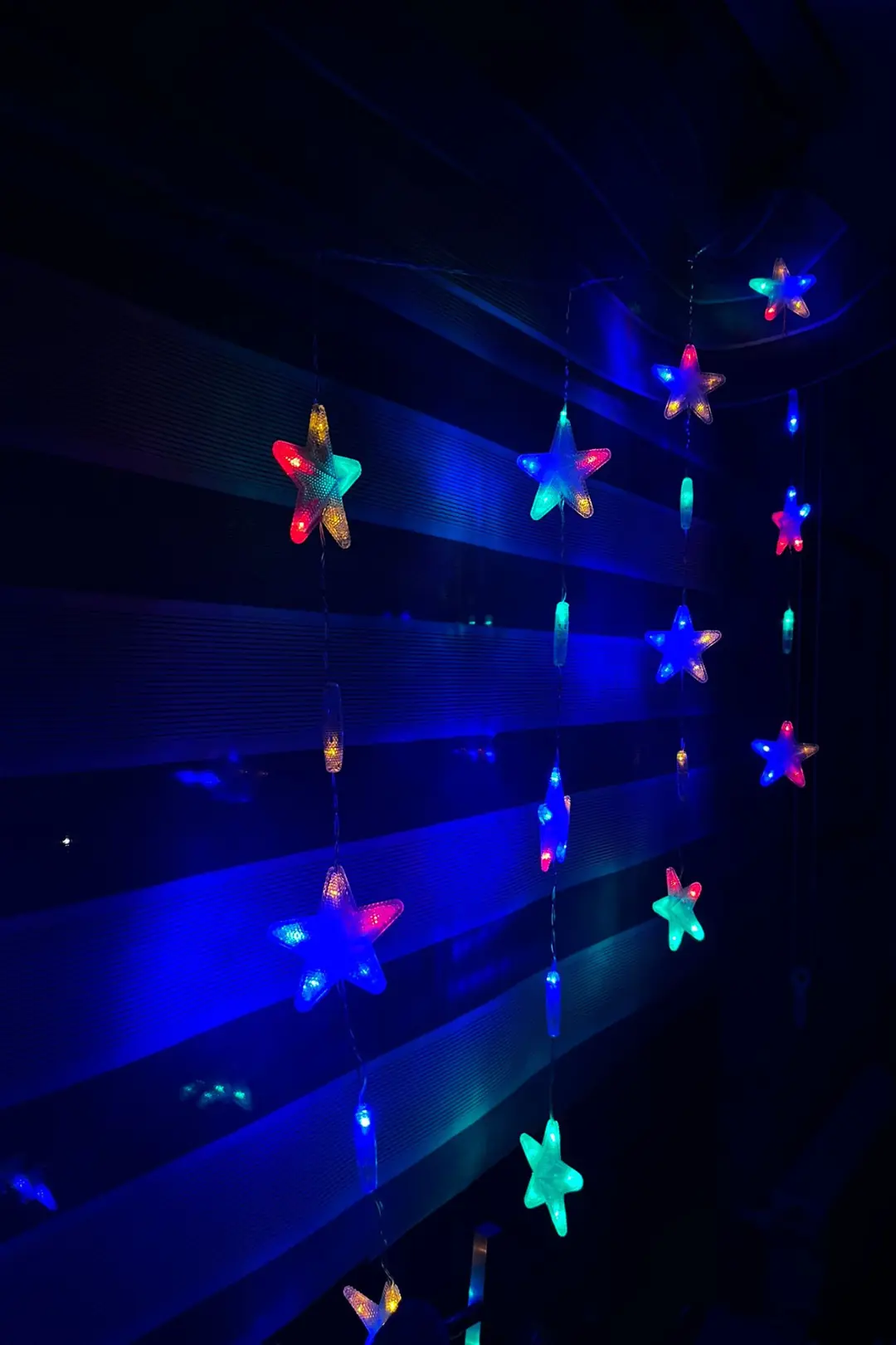 RGB Yıldız Perde Led 136 LED | Kumandalı, Çok Renkli 4